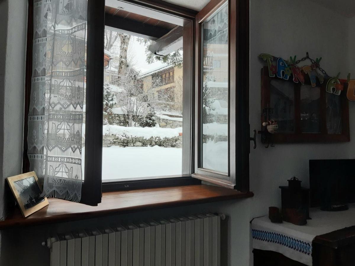 Sauze D'Oulx Ciabot La Garituela With Garden - Wifi- Close To The Chairlift Luaran gambar