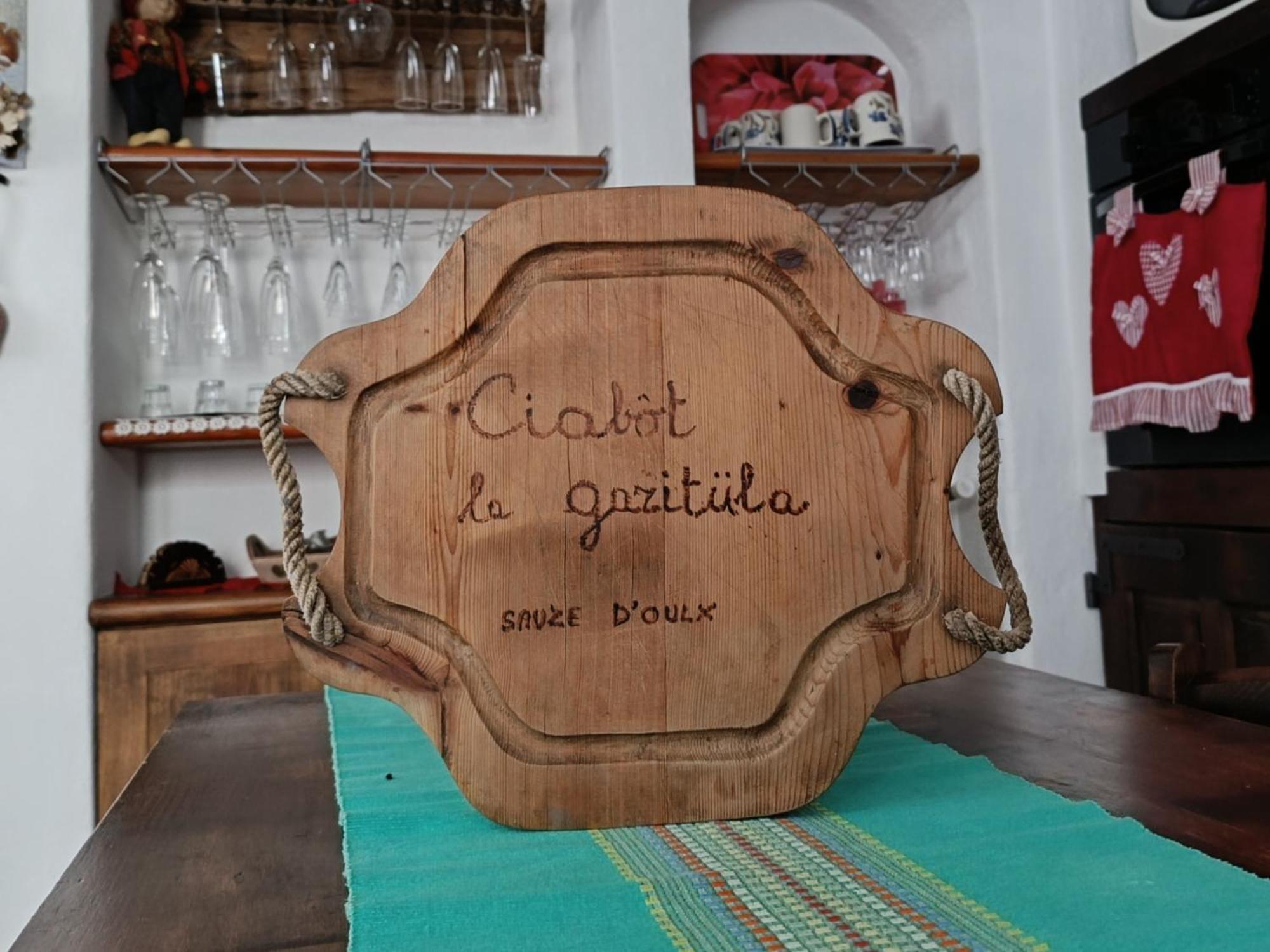 Sauze D'Oulx Ciabot La Garituela With Garden - Wifi- Close To The Chairlift Luaran gambar